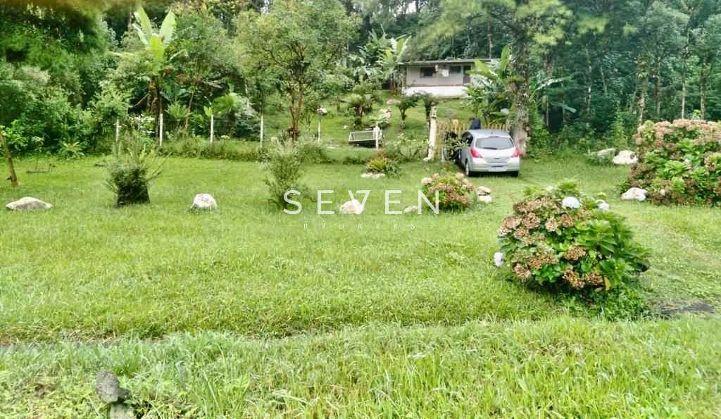 Chácara com 1 dormitório à venda,915.67 m , SAO JOSE DOS PINHA...