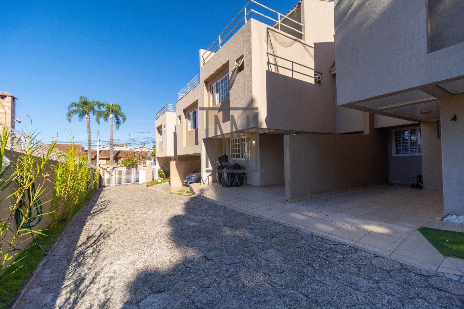 Sobrado com 3 dormitórios à venda, 129 m  por R  665.000,00 - ...