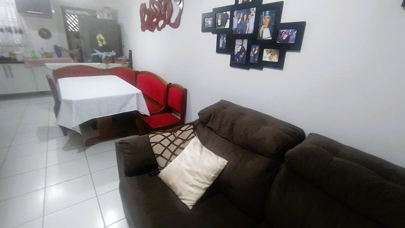 Sobrado com 2 dormitórios à venda, 80 m  por R  320.000,00 - S...