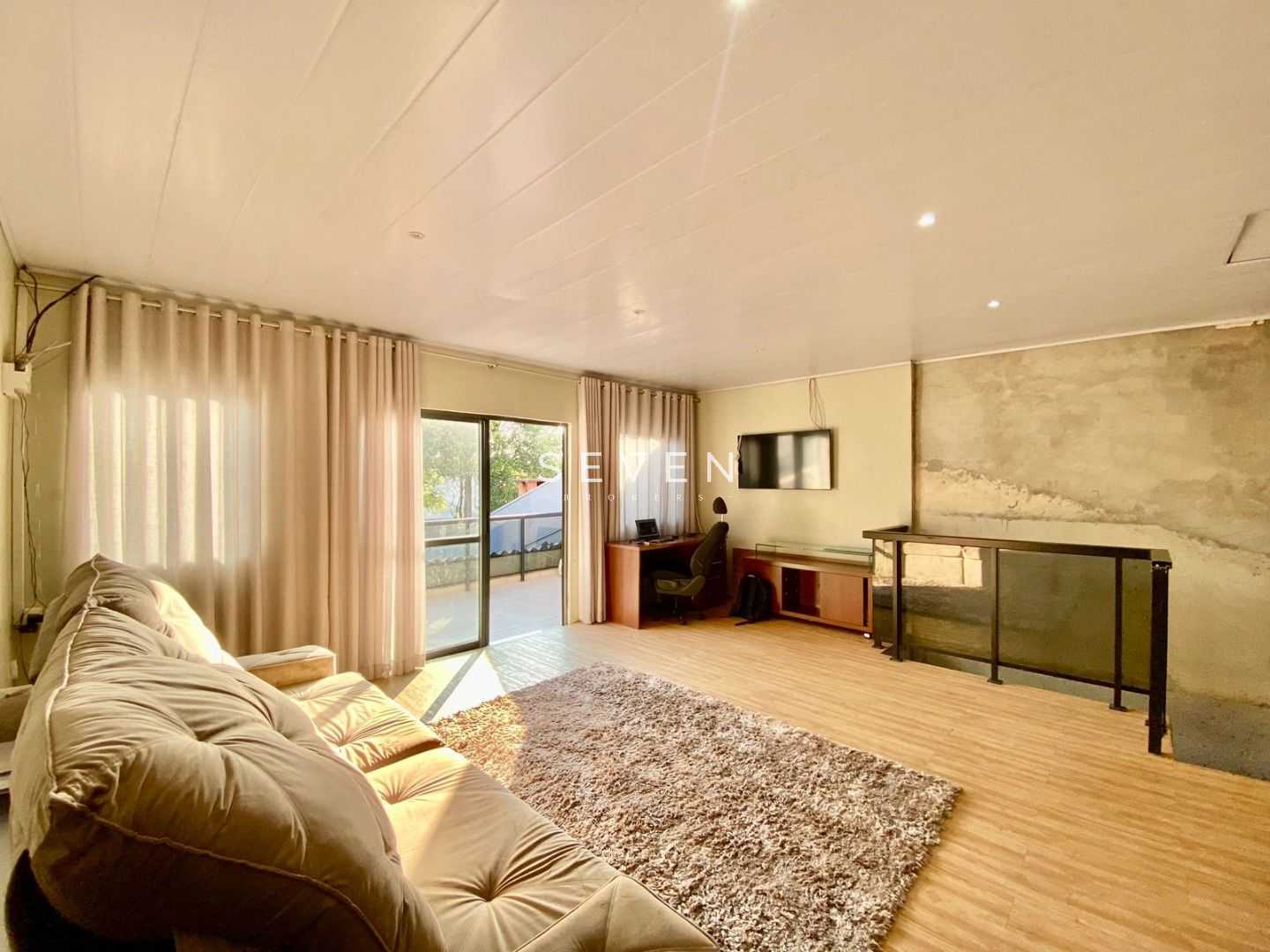 Sobrado com 2 dormitórios à venda, 144 m  por R  385.000,00 - ...