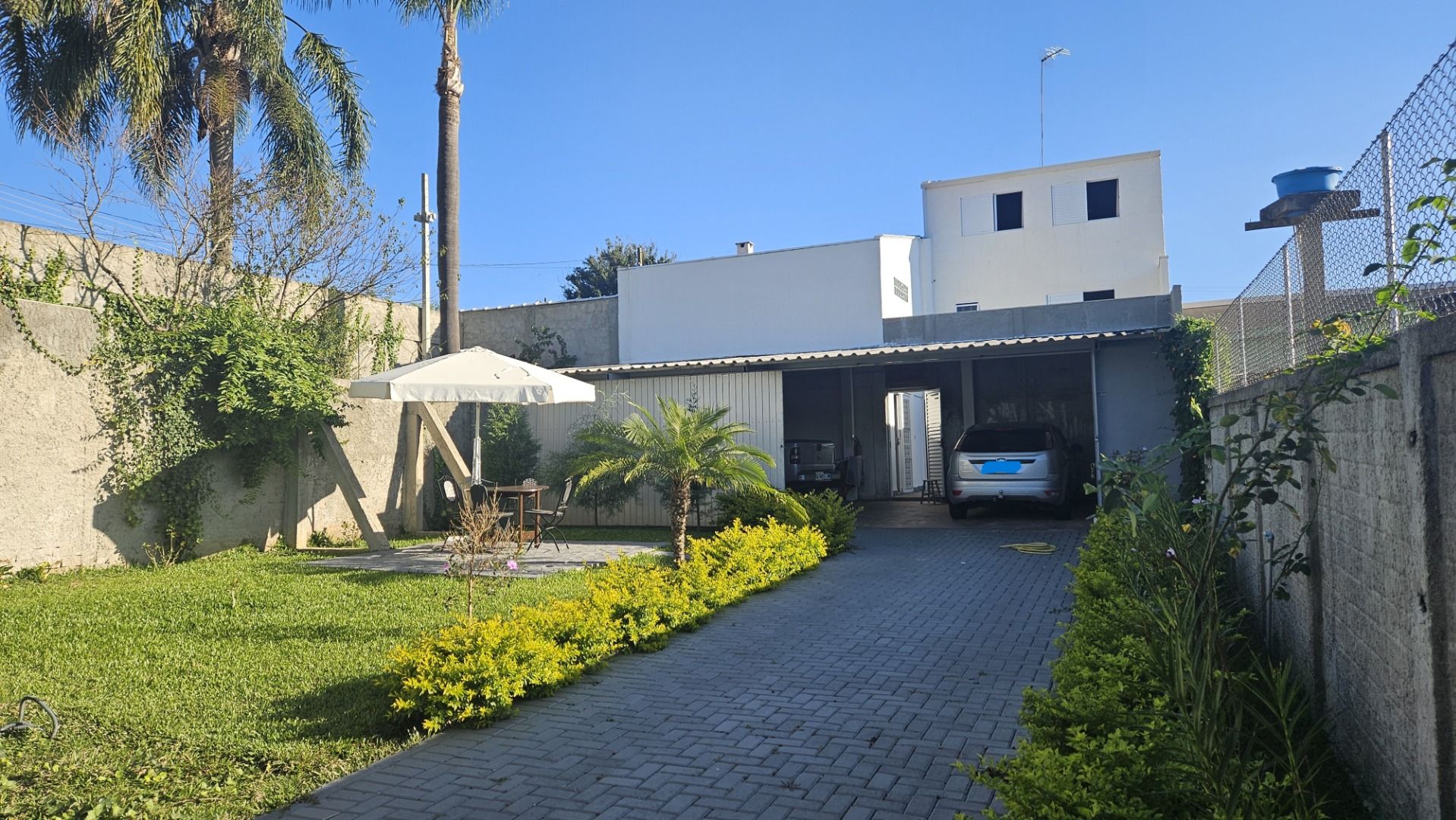 Casa 3 dormitórios ,01 suíte, 169 m   por R  595.000,00  Fazen...