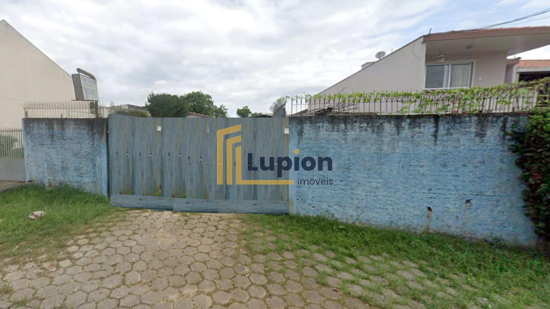 Terreno à venda, 3151 m  por R  8.000.000,00 - Novo Mundo - Cu...
