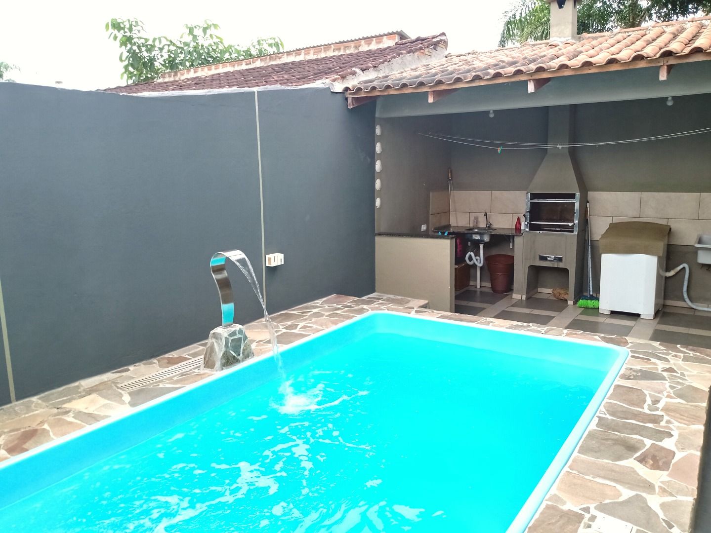 Casa com 3 dormitórios à venda, 90 m  por R  395.000,00 - Itap...