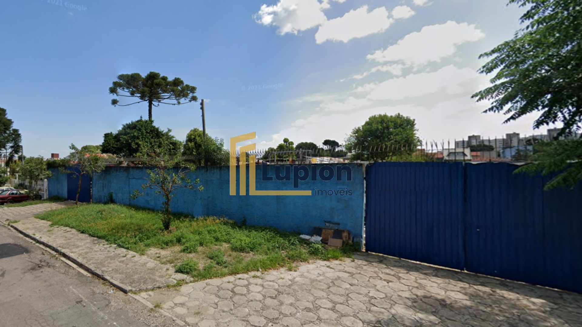 Terreno à venda, 3151 m  por R  8.000.000,00 - Novo Mundo - Cu...