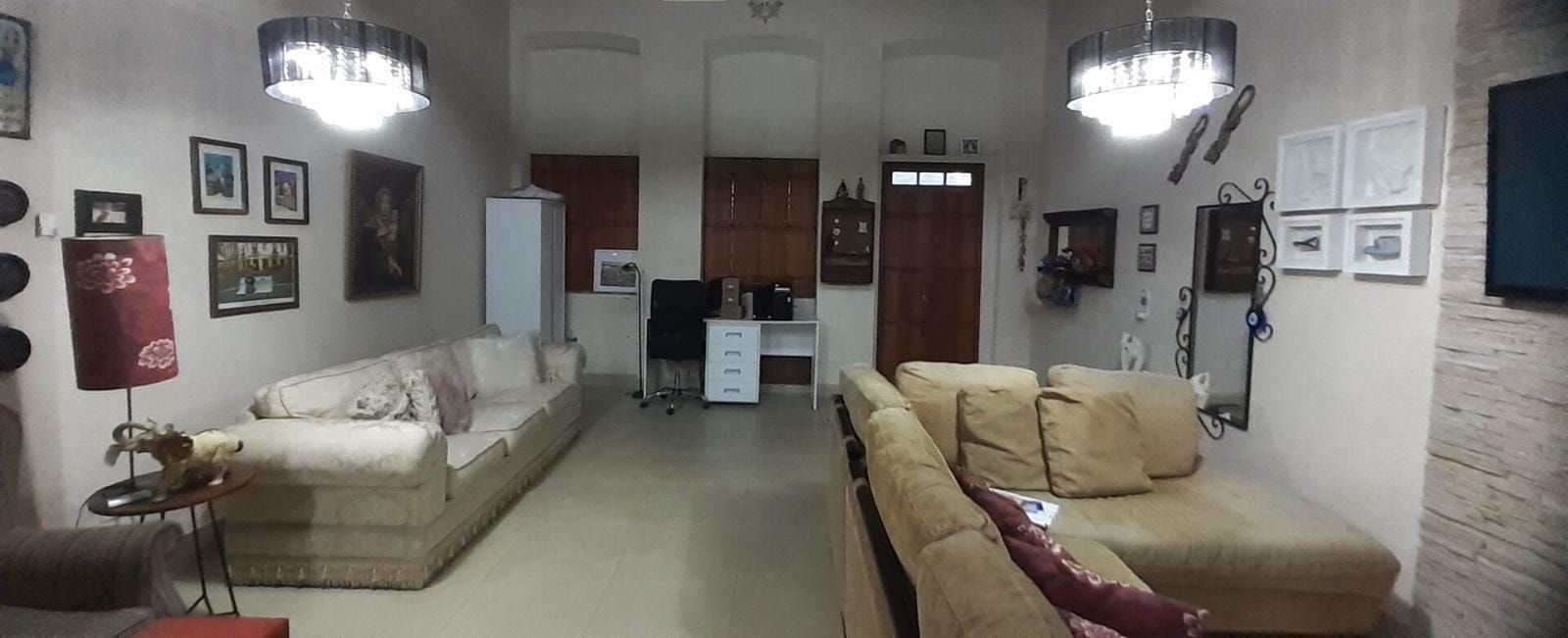 Casa com 2 dormitórios à venda, 240 m  por R  650.000,00 - Cen...