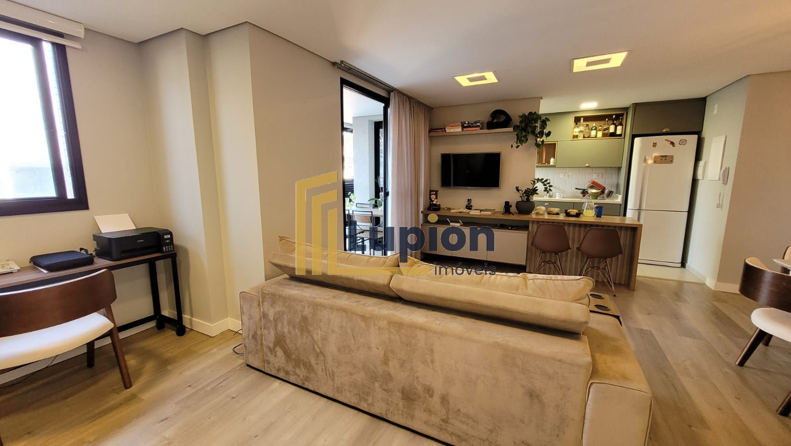 Apartamento com 2 dormitórios à venda, 72 m  por R  663.000,00...