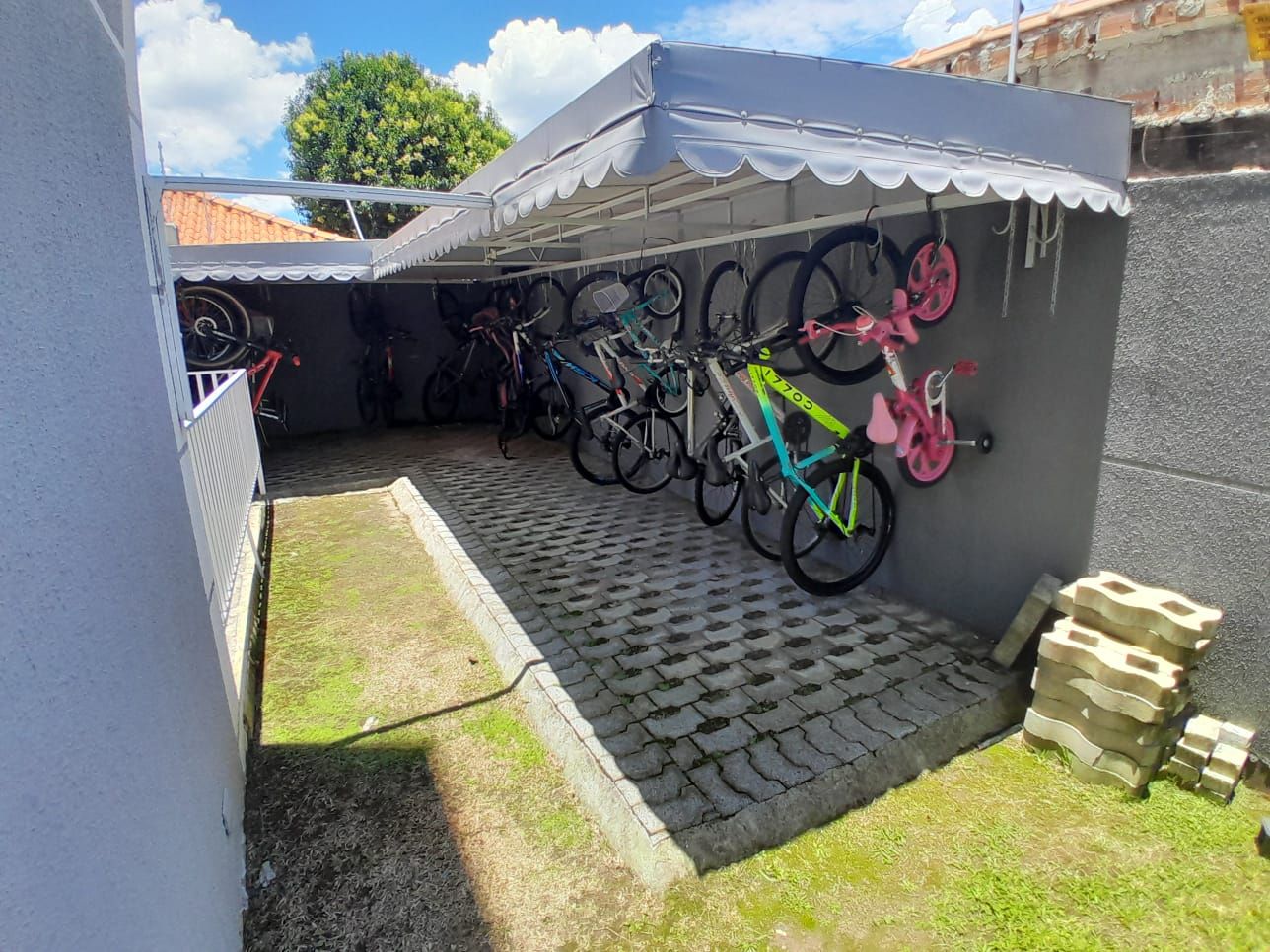 Apartamento com 2 dormitórios à venda, 54 m  por R  260.000,00...
