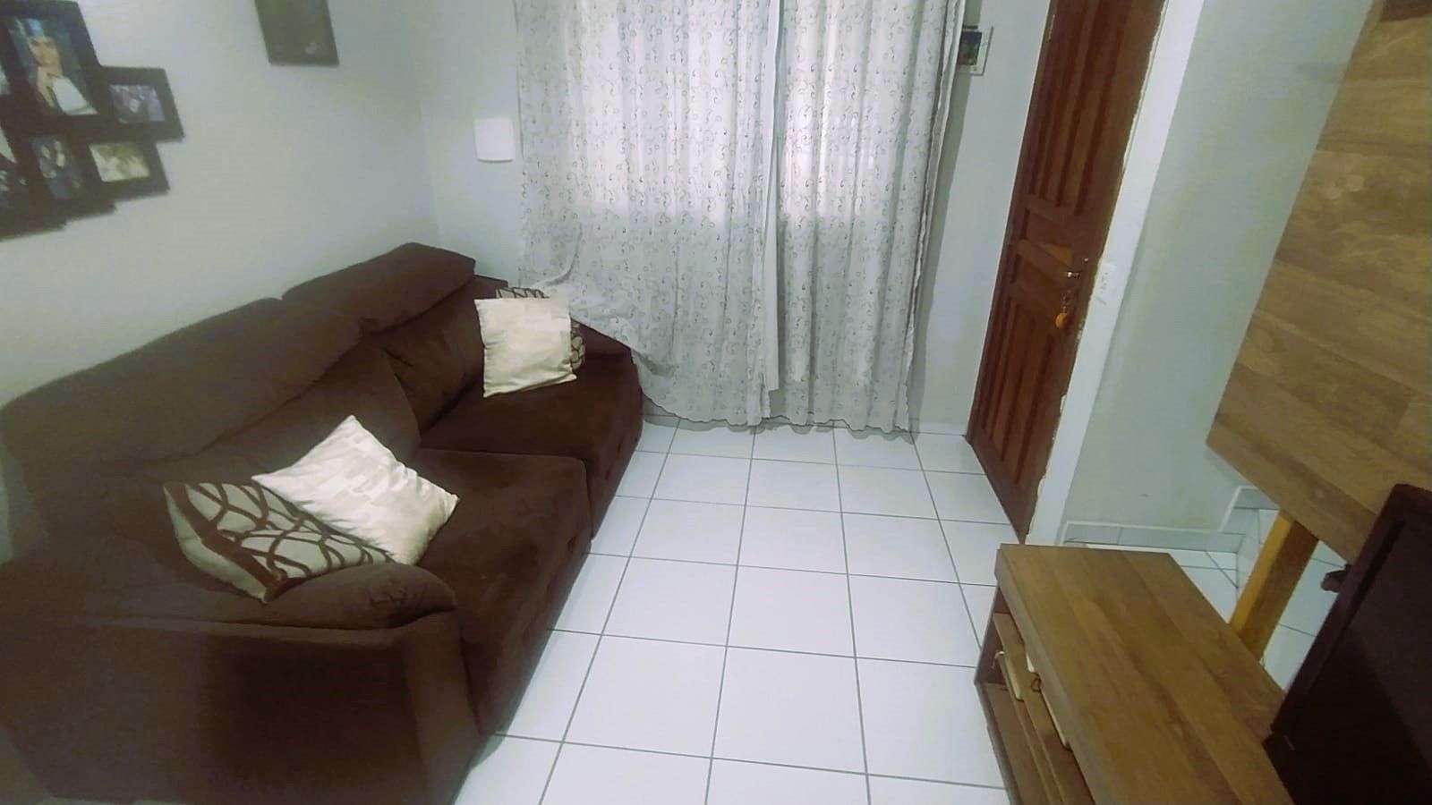 Sobrado com 2 dormitórios à venda, 80 m  por R  320.000,00 - S...