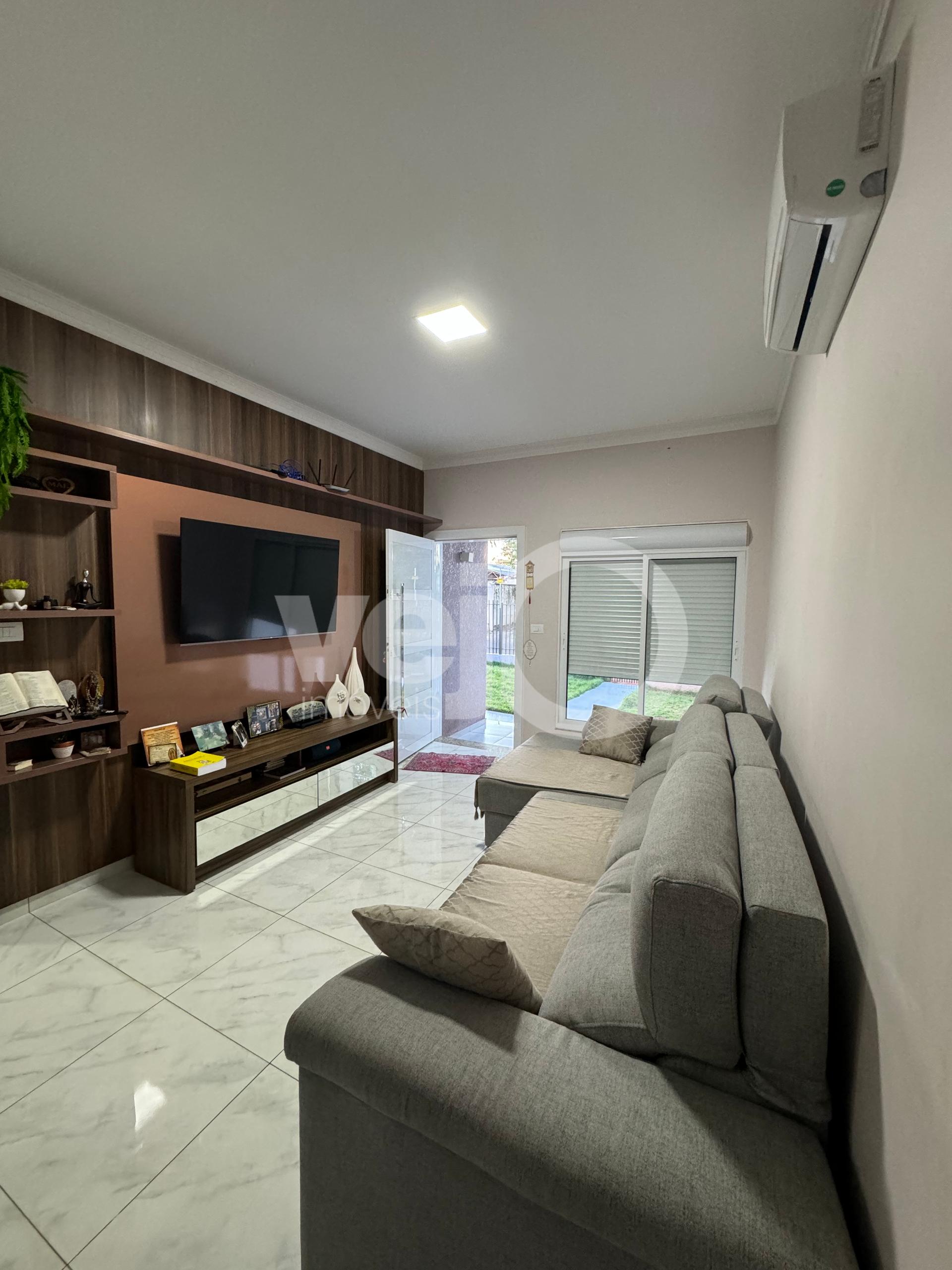 Casa à venda com 2 quartos, 168m² - Foto 4