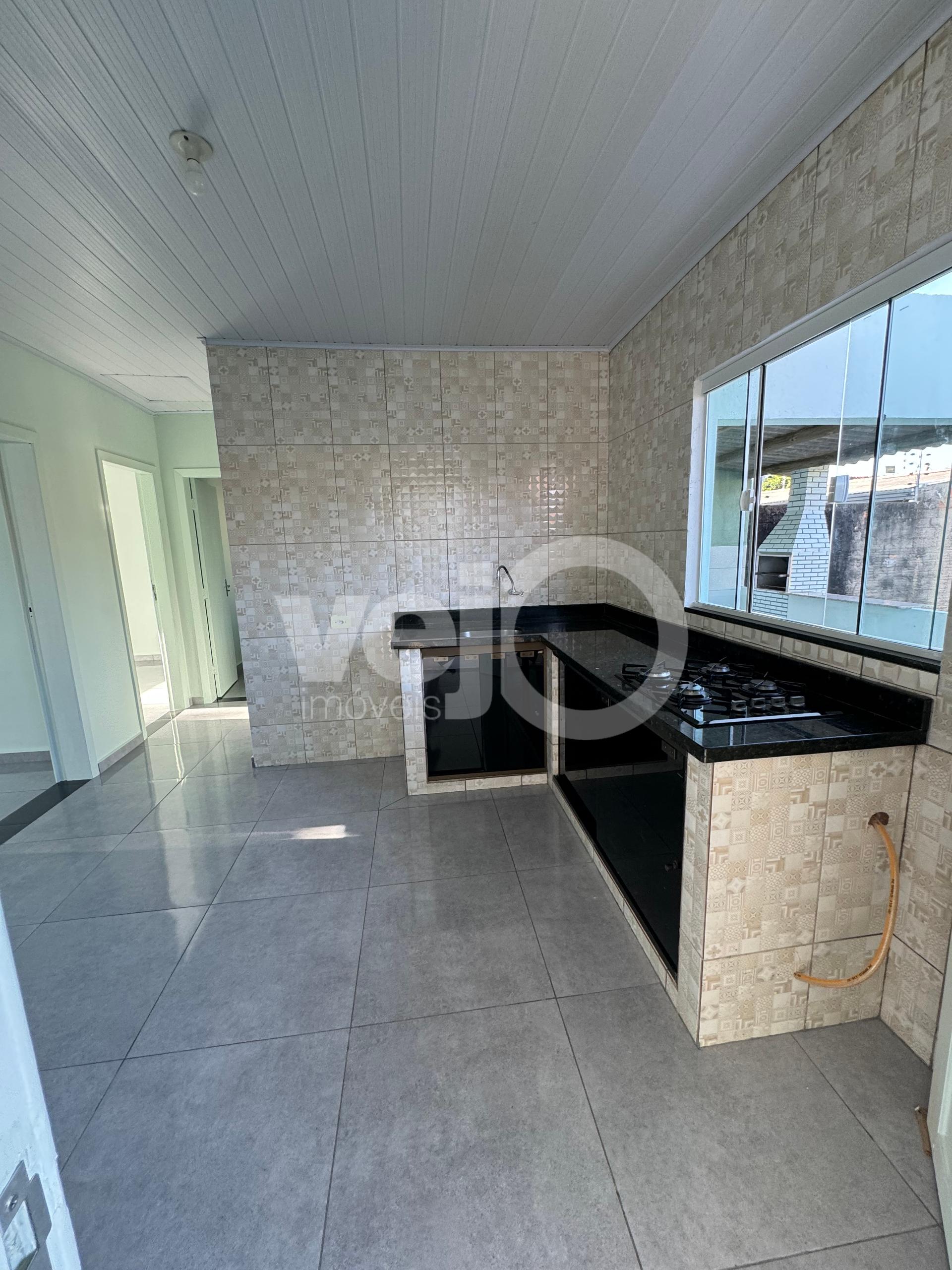 Casa à venda com 2 quartos, 60m² - Foto 6