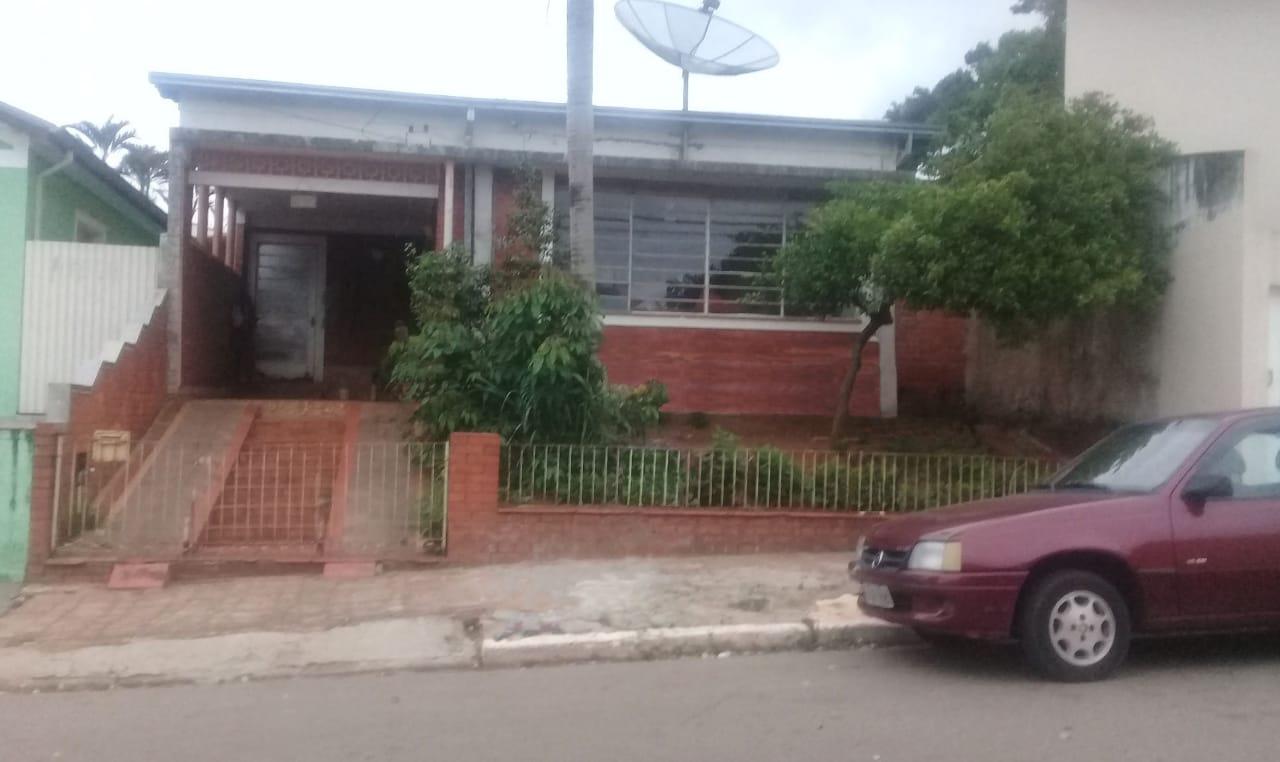 Casa à venda, 3 dormitórios,  Vila Santana, ITAPETININGA - SP