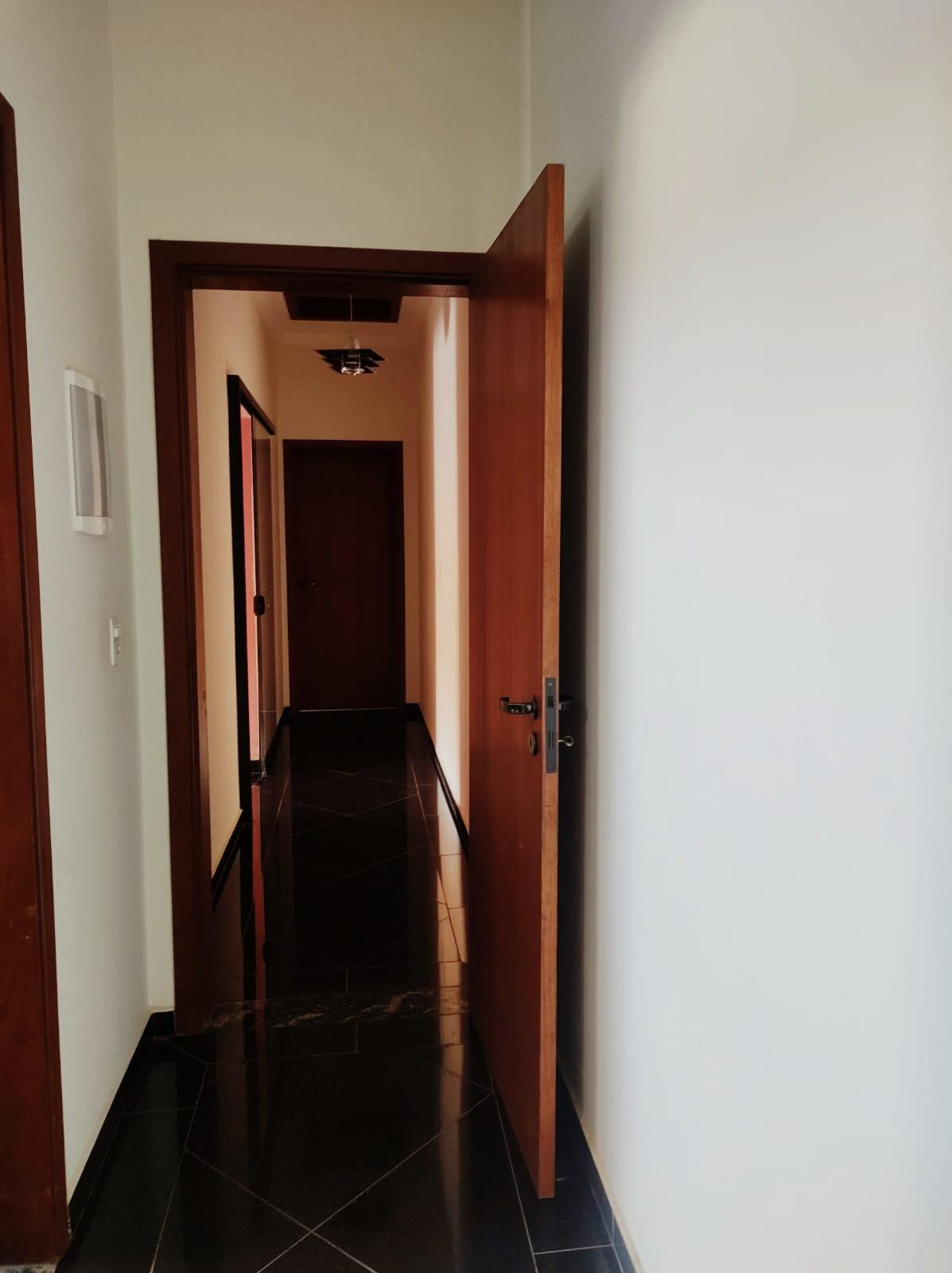 Sobrado à venda com 4 quartos, 235m² - Foto 10