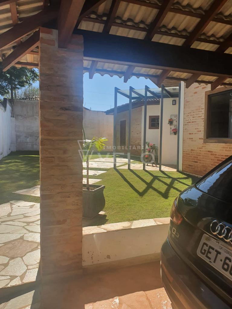 Casa à venda com 4 quartos, 370m² - Foto 13