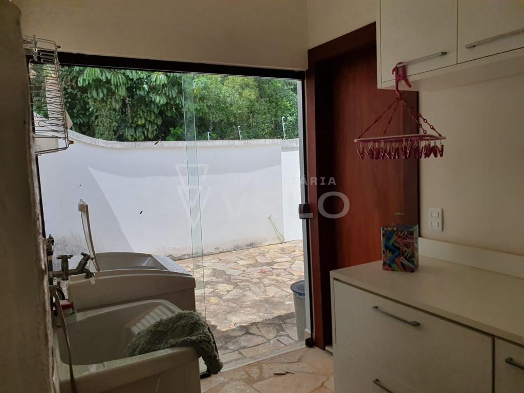 Casa à venda com 4 quartos, 370m² - Foto 26