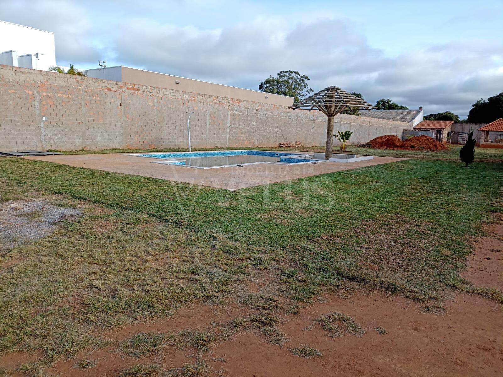 Casa à venda com 3 quartos, 200m² - Foto 4