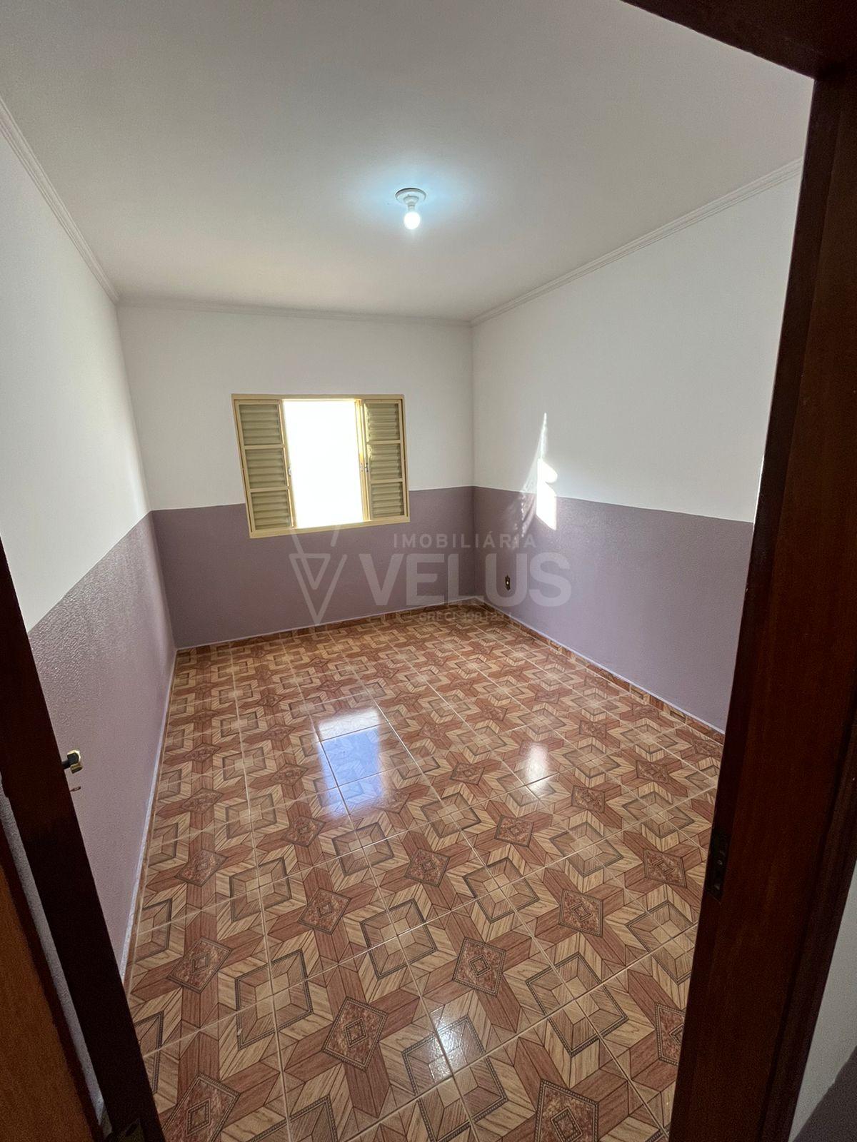 Casa à venda com 2 quartos, 130m² - Foto 7