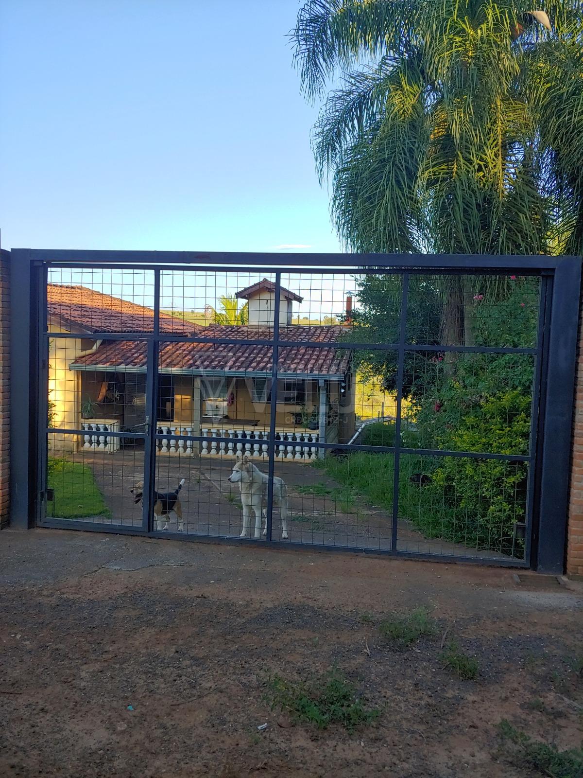 Fazenda à venda com 3 quartos, 350m² - Foto 2