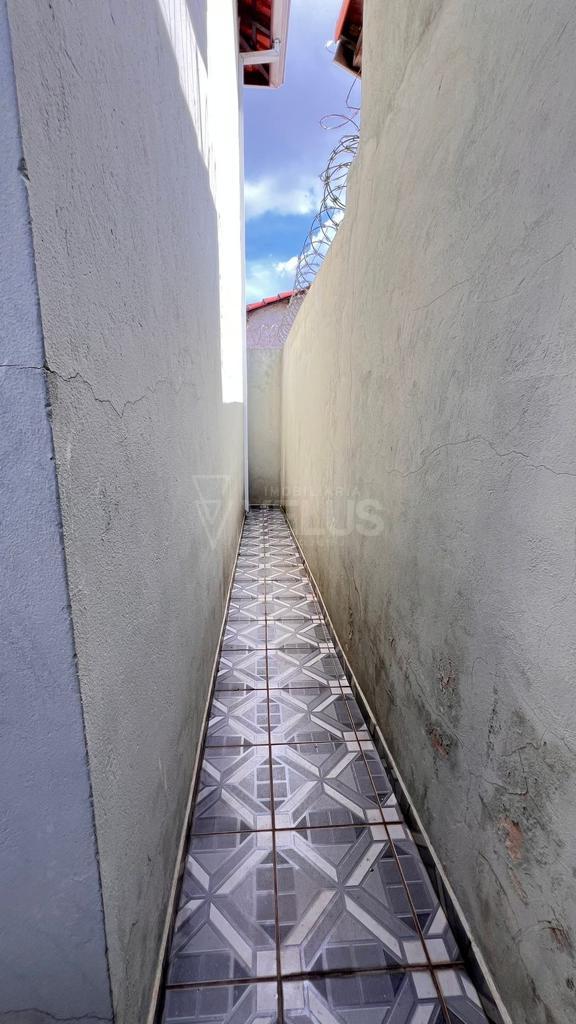 Sobrado à venda com 3 quartos, 120m² - Foto 2