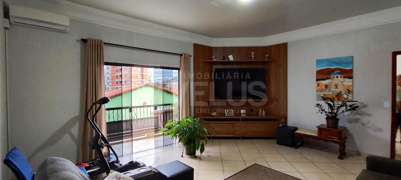 Casa à venda com 2 quartos, 252m² - Foto 7