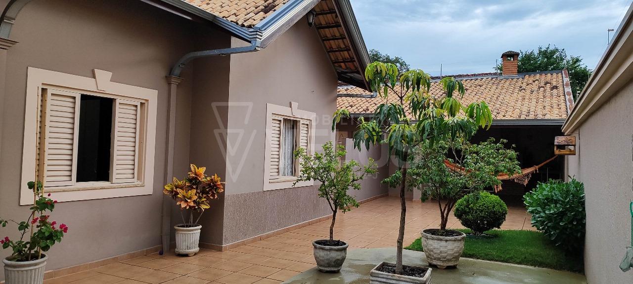 Casa à venda com 2 quartos, 252m² - Foto 22