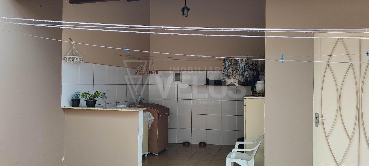 Casa à venda com 2 quartos, 252m² - Foto 25