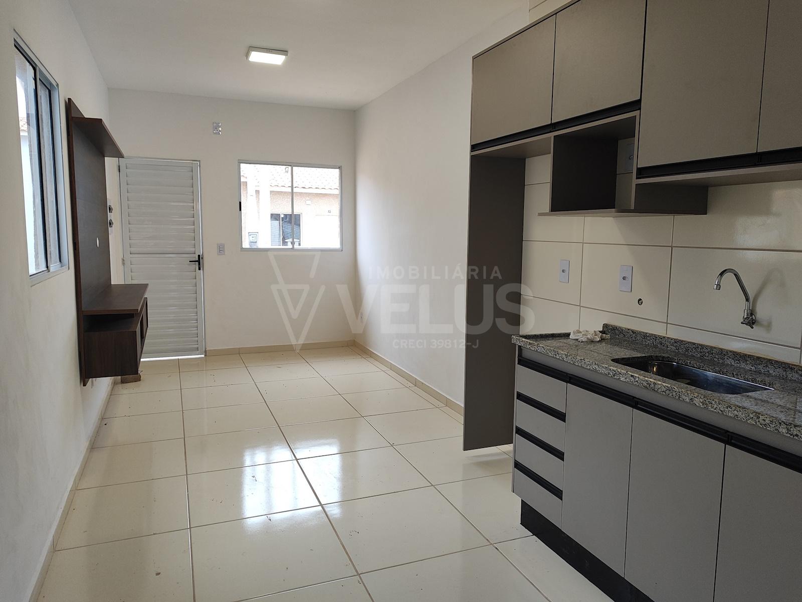 Casa de Condomínio para alugar com 2 quartos, 48m² - Foto 3