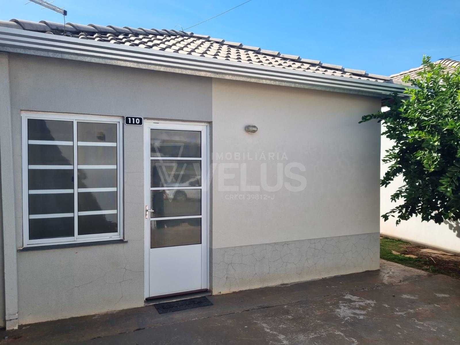 Casa para alugar com 2 quartos, 150m² - Foto 3