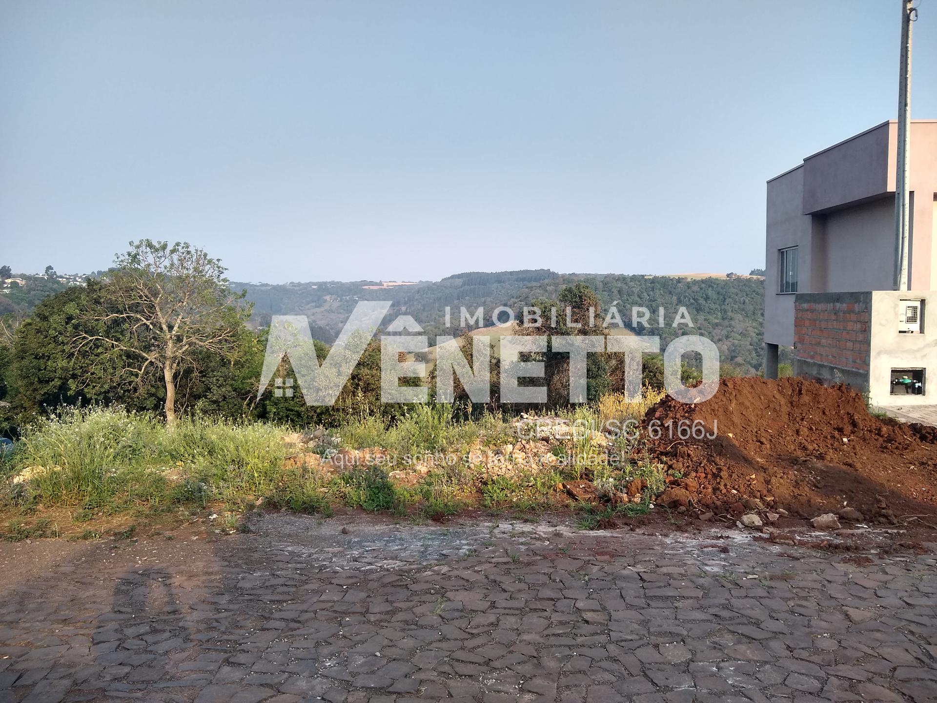 Terreno de esquina no loteamento Camelli no bairro Aparecida