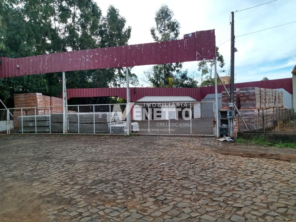 Lote de 800m  com barracão a venda no centro de Xanxerê - SC