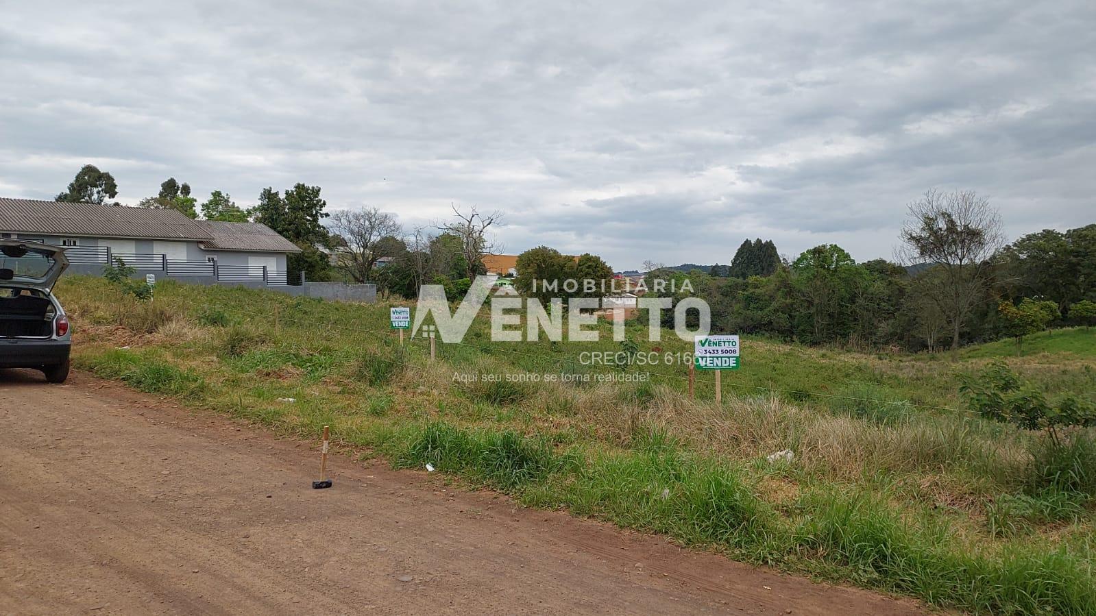 Terreno com portencial para construir um empreendimento próximo á Unoesc