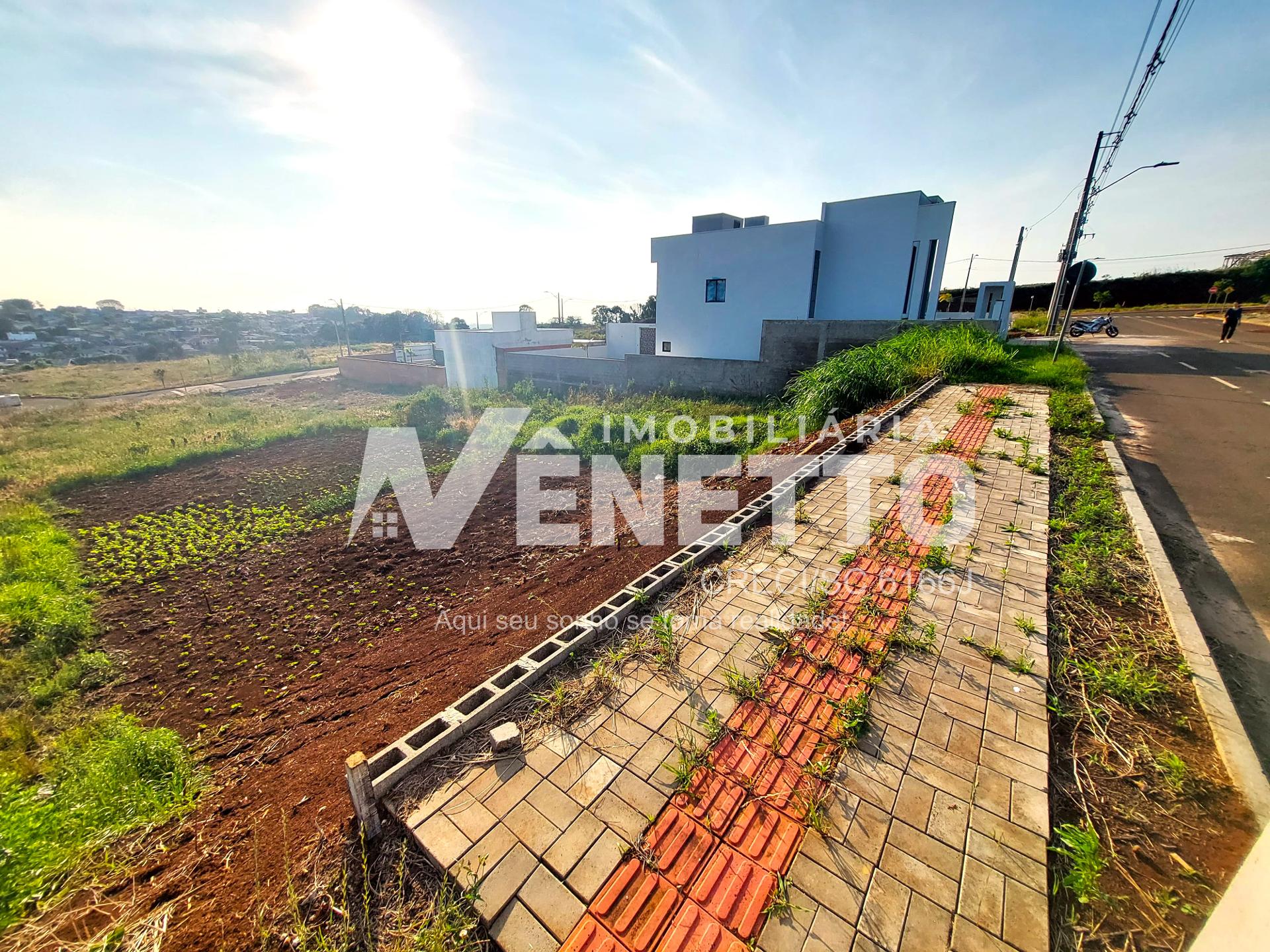 Terreno para venda no condomínio Parque das Torres com 360m 