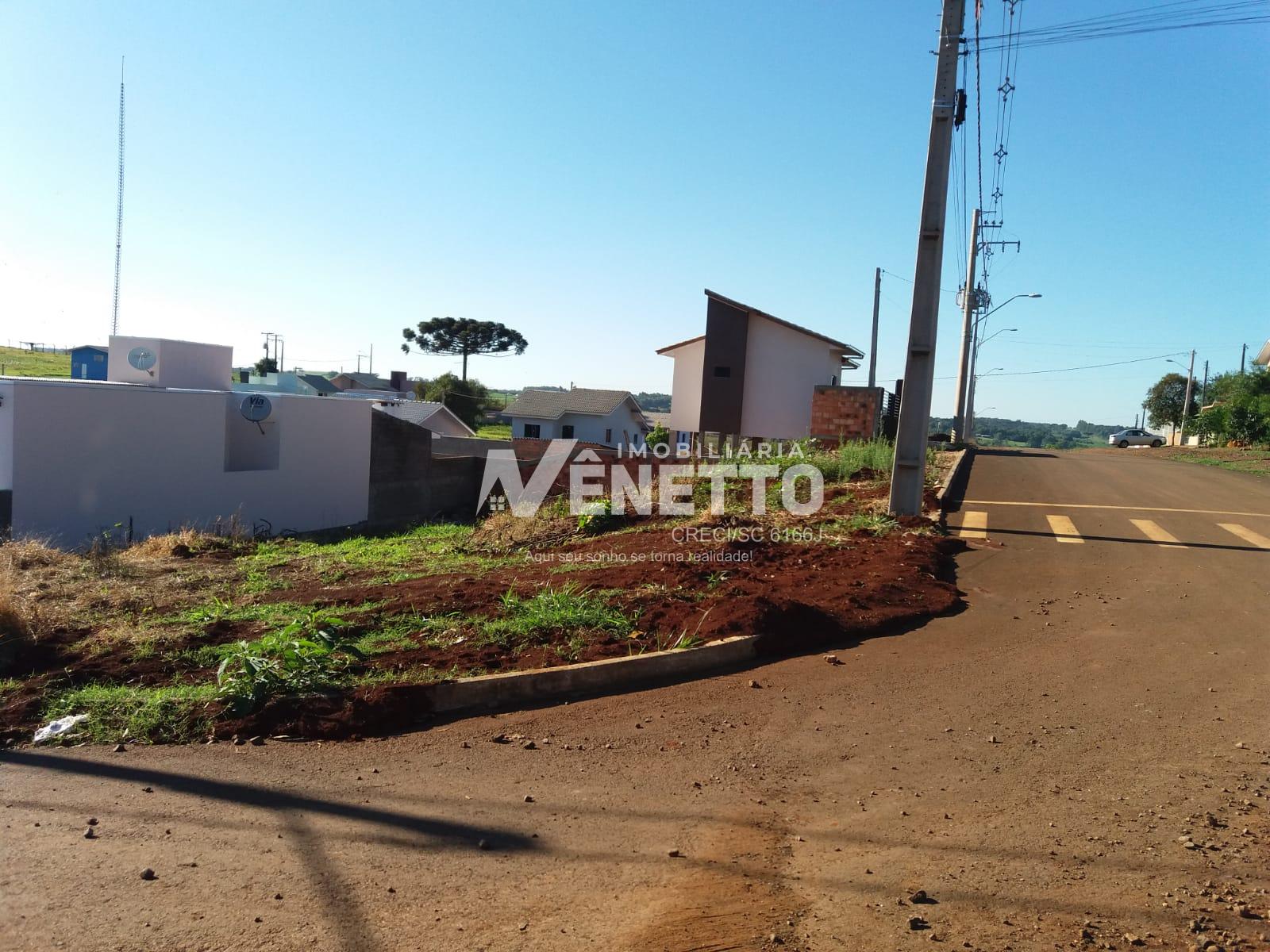 Lote para venda com 420m , asfalto e grande potencial de valorização.