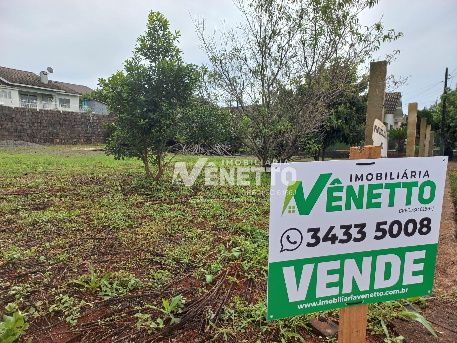 Terreno com terraplangem com vista para o Nascer do Sol à venda