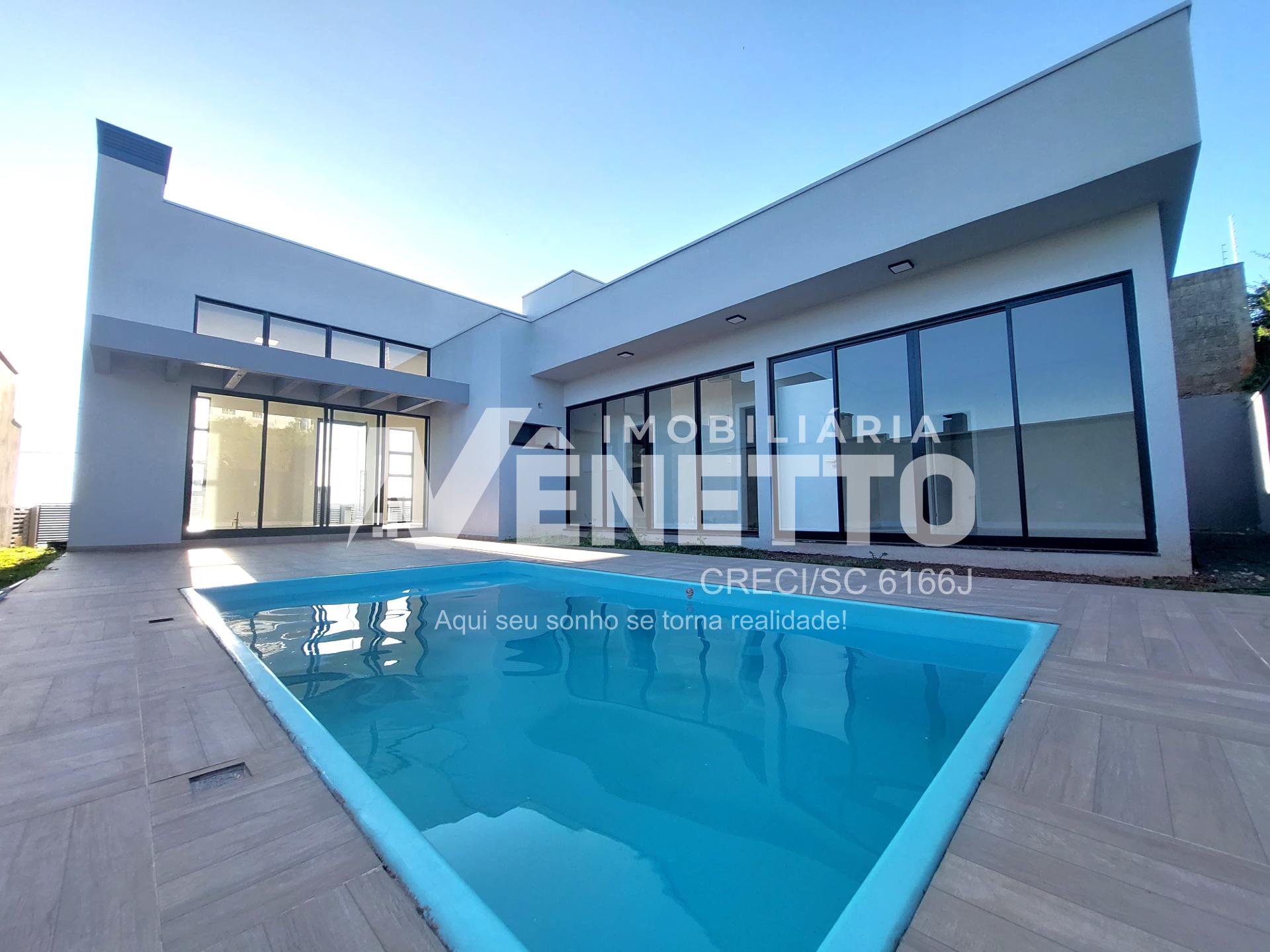 Casa Nova com Piscina à venda no Loteamento Jardim Carolina