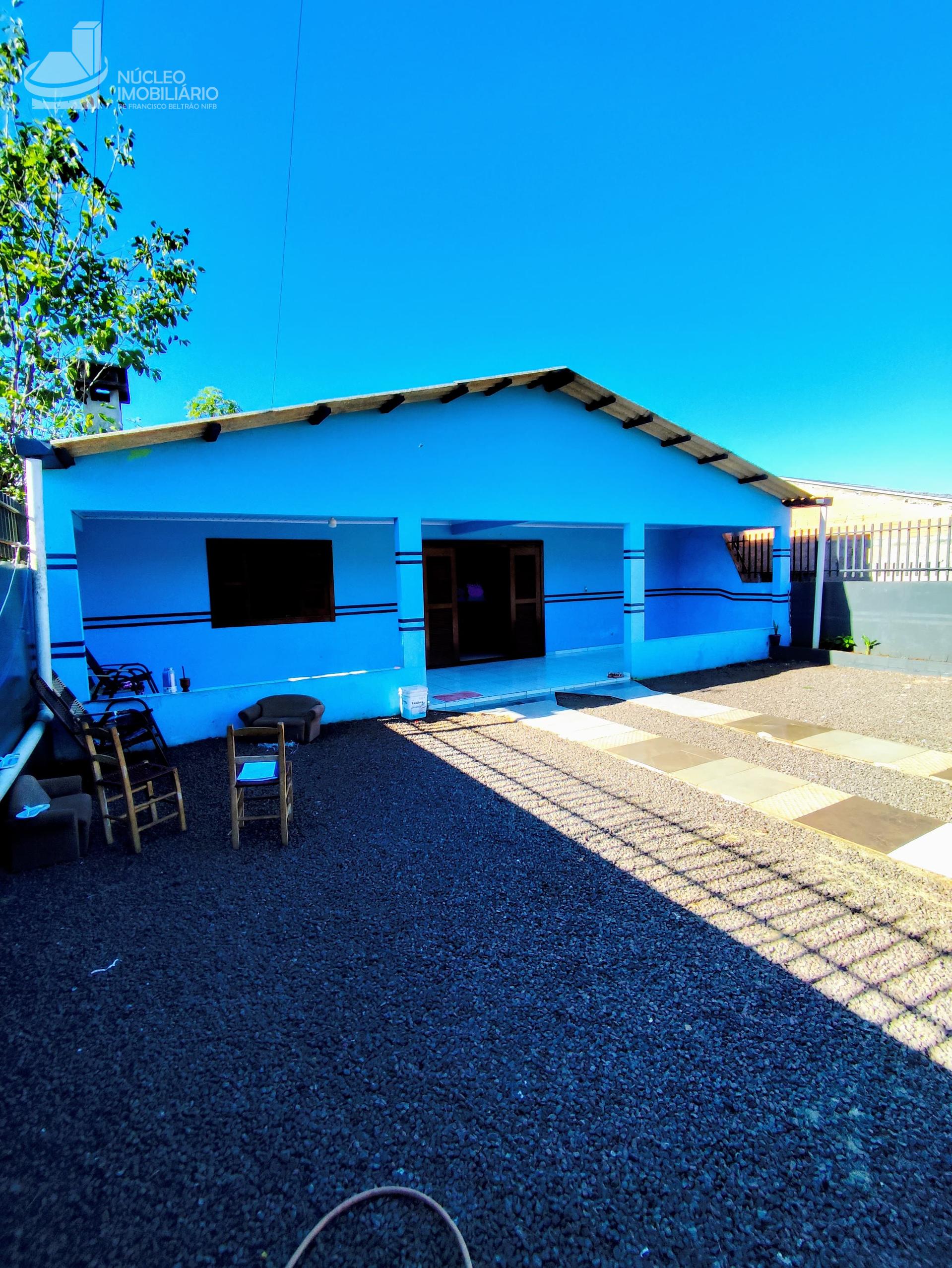 Casa alvenaria de 120,00m , com 3 quartos, sala, cozinha, banheiro. Terreno com 226,19m .