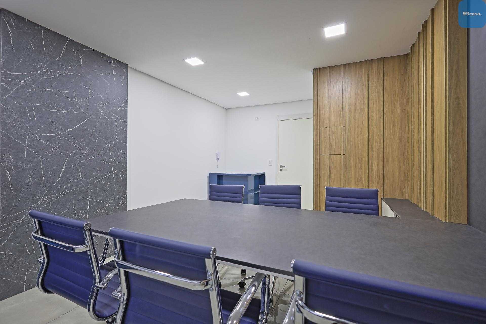 Sala Comercial, à venda no  Edifício Green Center, no Centro -...