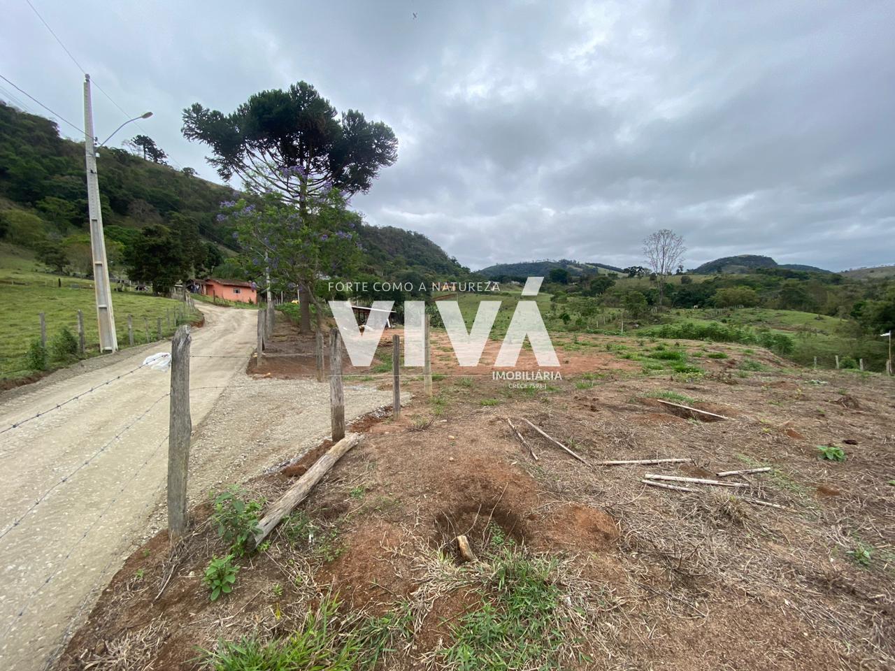 Lote a venda com 3000 metros - Bairro Juncal - Extrema - MG. Ó...