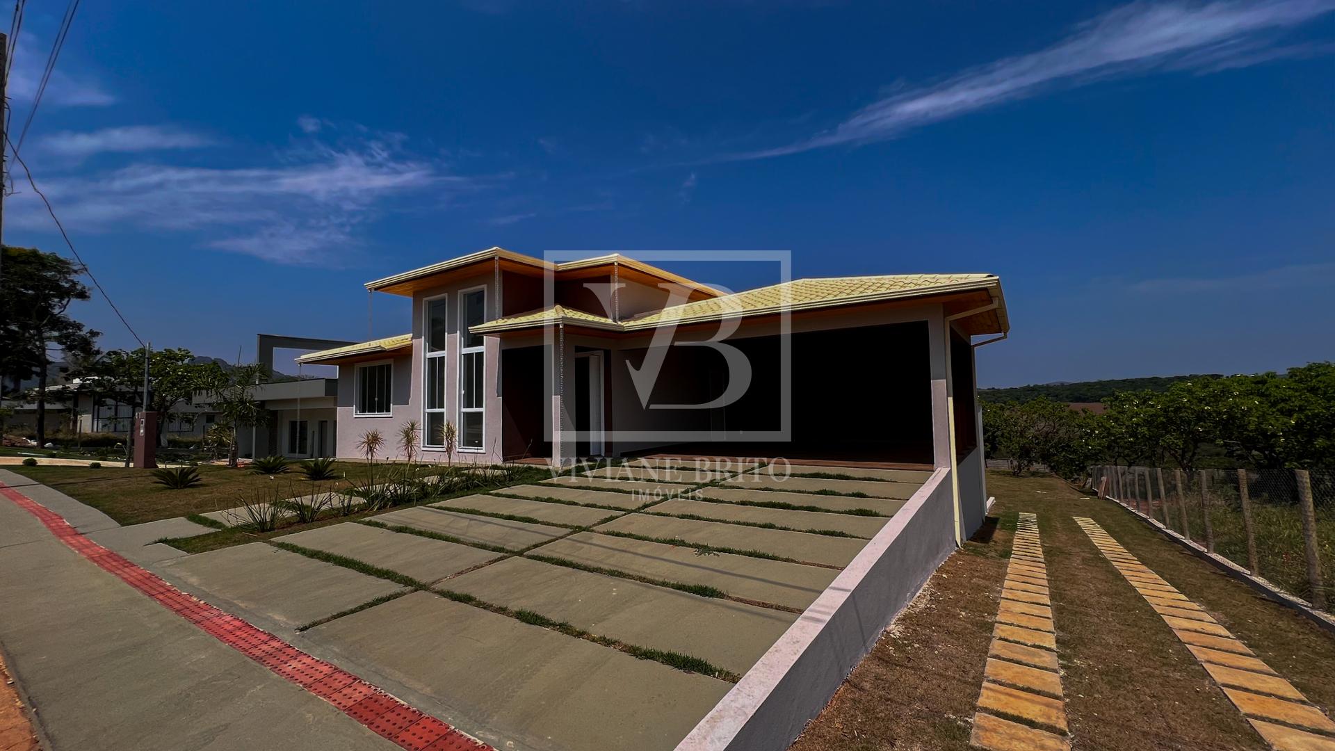 Belíssima Casa à venda, Condomínio Serra Verde, IGARAPÉ - MG