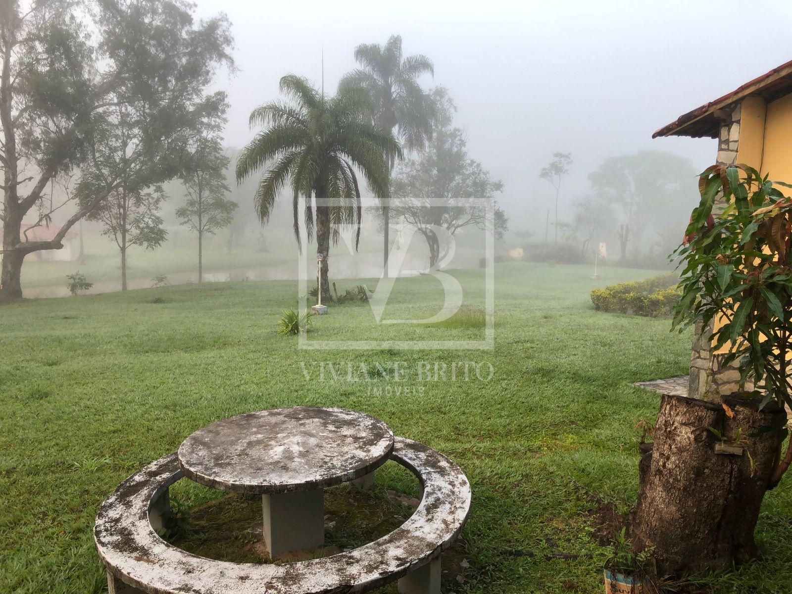 Sítio à venda 400m  com 5 quartos sendo 3 suítes, piscina, jar...