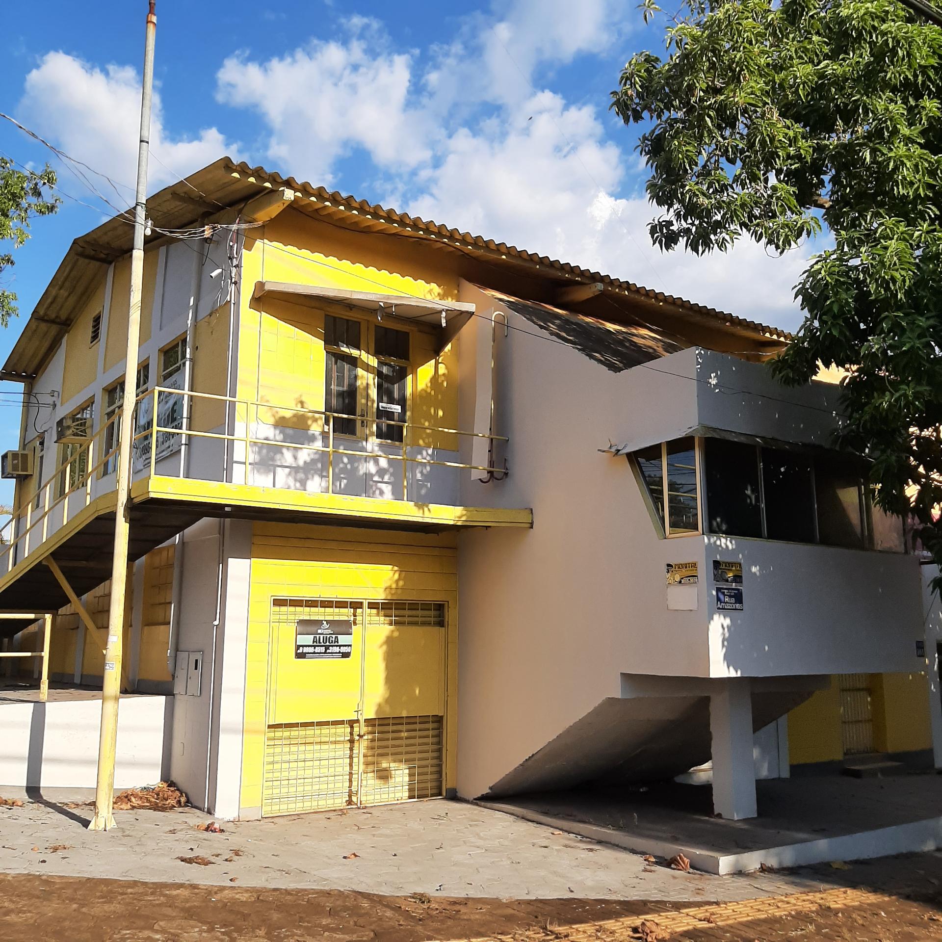 REA COMERCIAL  VENDA  OU LOCA- TIMO  PARA REPARTIO  PBLICAS.