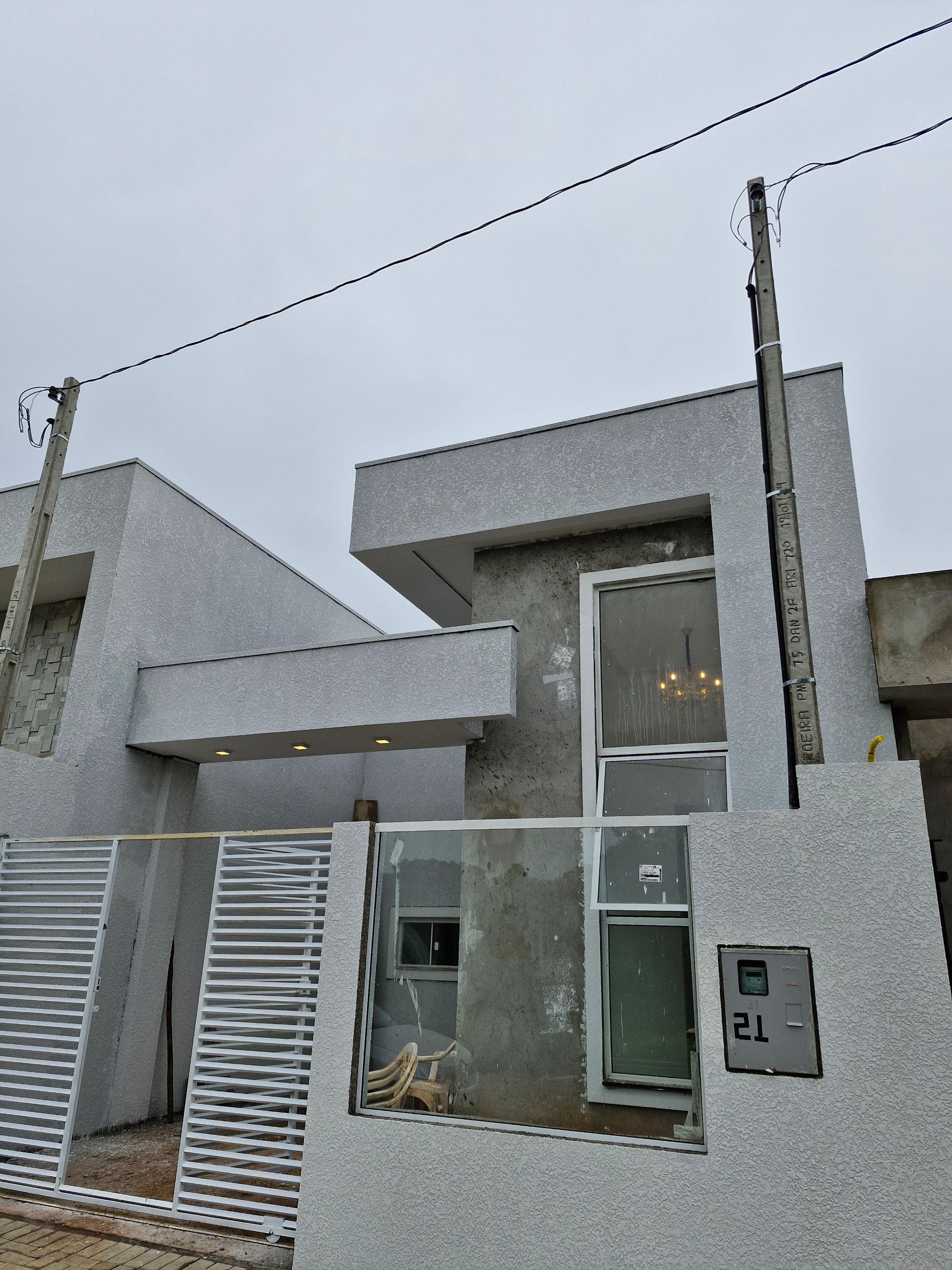 Linda casa prximo ao bairro do Futuro em Foz do Iguau.