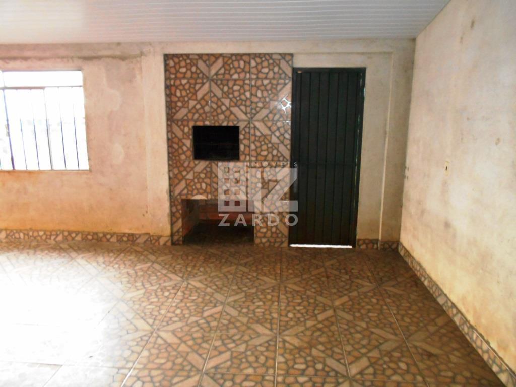 CASA A VENDA EM ÓTIMA LOCALIZAÇÃO NO BAIRRO MARTELLO.