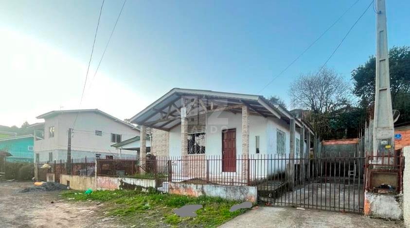 Casa em alvenaria com 70m , com 2 dormitórios, no Bairro Martello