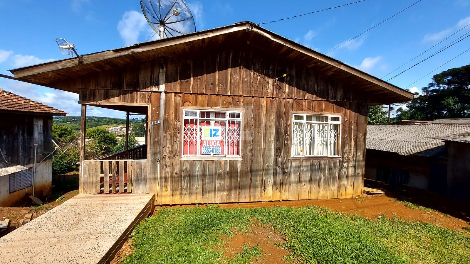 OPORTUNIDADE DE LOCAÇÃO, CASA NO BAIRRO MARTELLO, COM 03 QUART...