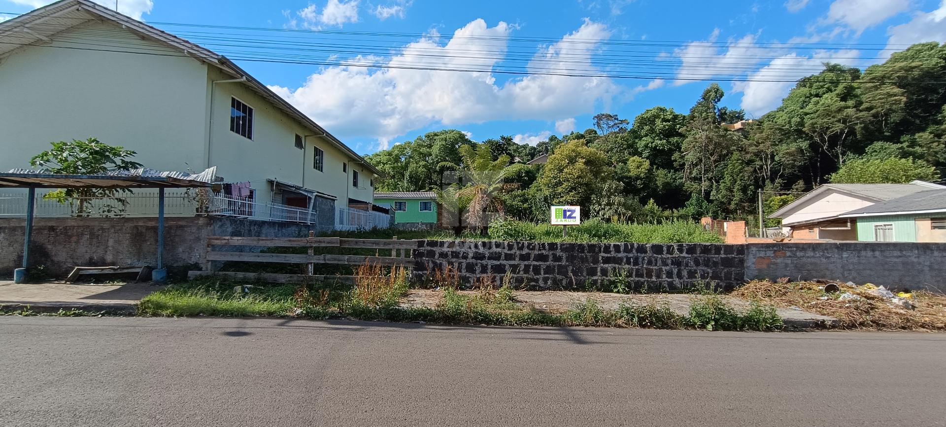 Terreno plano à Venda no Bairro Santa Catarina  300,00m   - C...