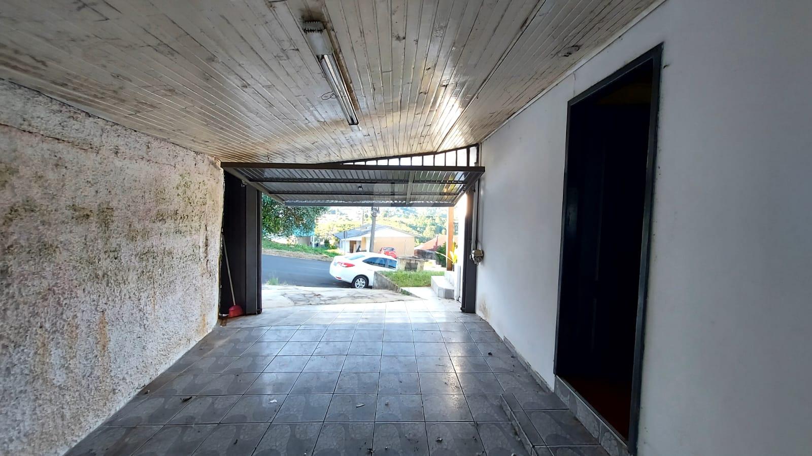 CASA ACONCHEGANTE PARA LOCAÇÃO, COM 02 QUARTOS, BAIRRO BELLO  