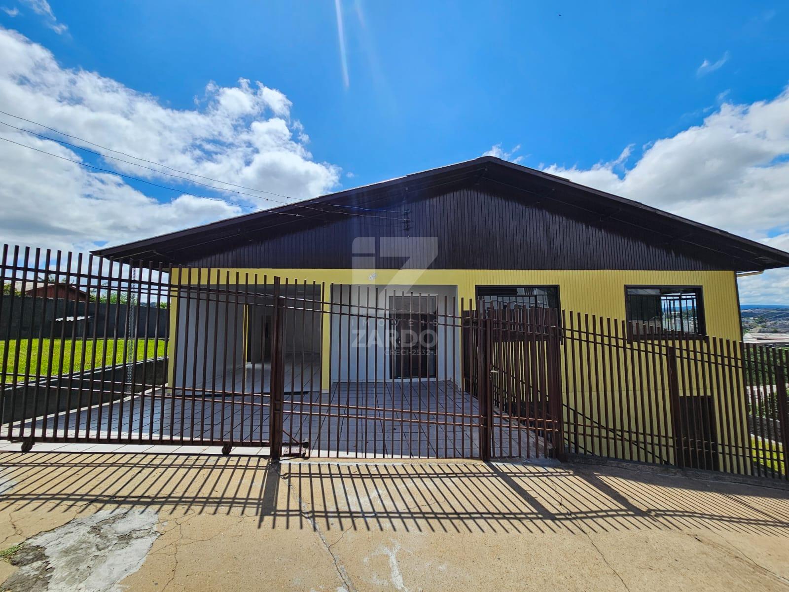 CASA MISTA PARA VENDA, EM AMPLO TERRENO DE ESQUINA, BAIRRO MUN...