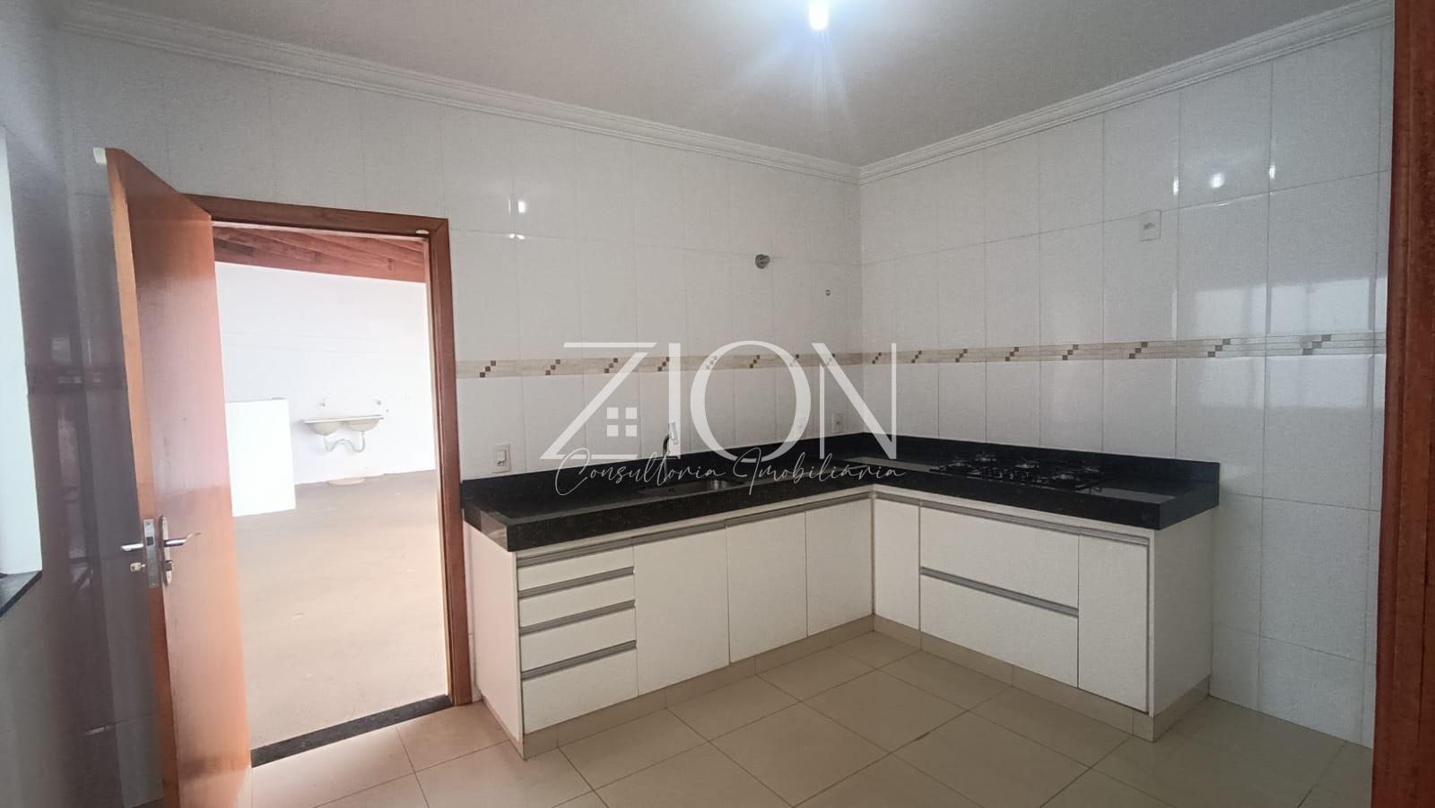 CASA JARDIM ITALIA COM 180m  COM 3 QUARTOS POR  R 450.000,00